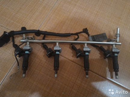 Топливная Рампа с форсунками GM