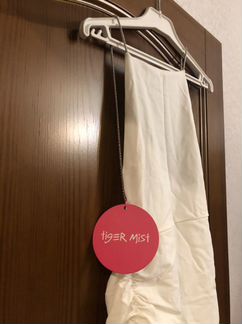 Платье с открытой спиной tiger mist