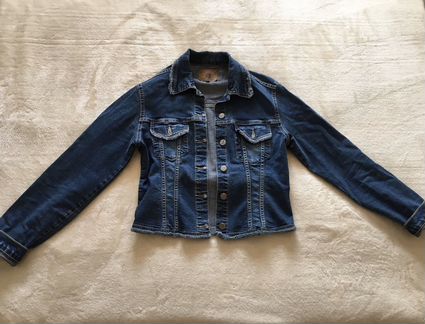 Джинсовая куртка