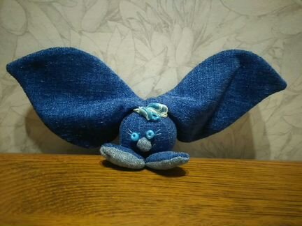 Заяц, булавочница, игольница