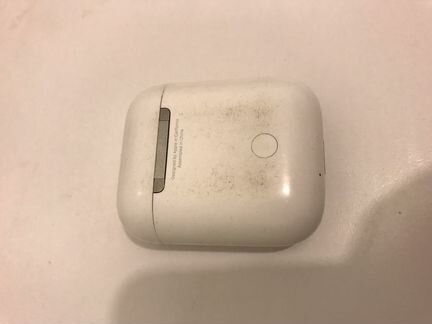 Кейс AirPods