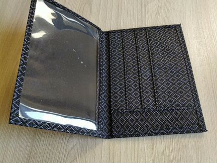 Обложка для паспорта с отделениями для карт