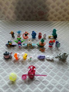 Киндеры сюрпризы и вкладыши