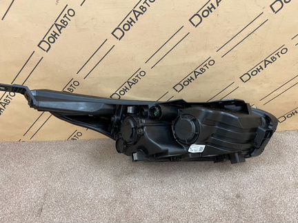 Фара левая Kia Ceed 3