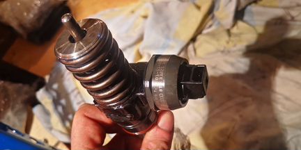 Насос форсунка VAG 045130073T