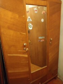 Антикварный Шкаф