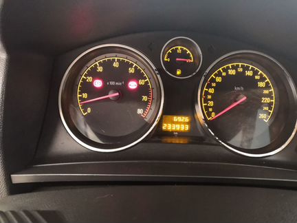 Opel Zafira 1.8 МТ, 2012, 233 000 км