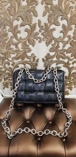 Сумка Bottega Veneta Padded Cassette черный