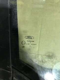 Форточка передняя правая Ford Connect
