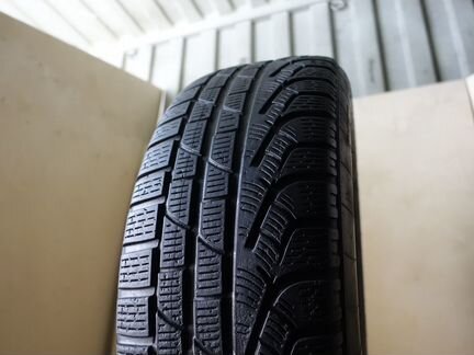 215 45 17 Pirelli Winter 210 Sottozero SerieII49ZT