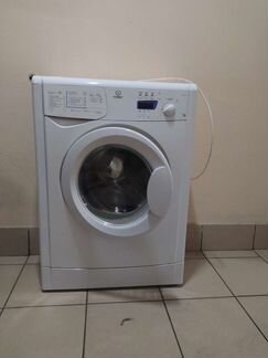 Стиральная машина Indesit