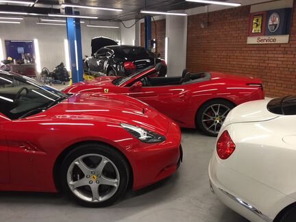 Радиаторная решетка Rolls Royce, Bentley