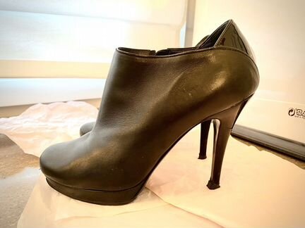 Ботильоны Yves Saint Laurent