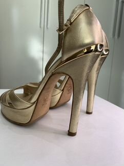 Босоножки Versace 36 размер