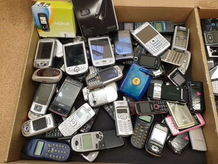 Телефоны на запчасти. ретро телефоны.сумка телефон