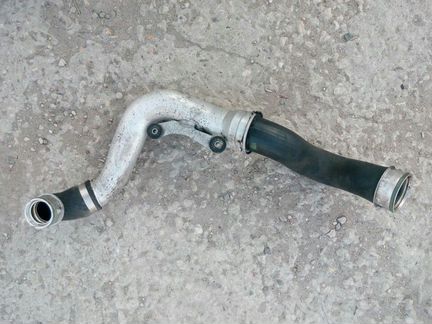 WV Passat B6 B 6 патрубок интеркулера 1K0145828D