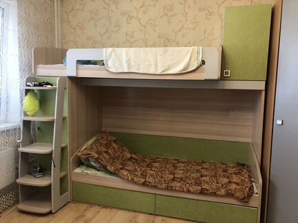 Двухярусная кровать детский уголок