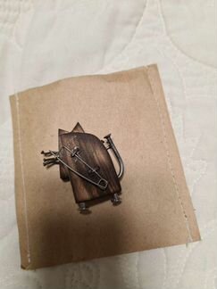 Авторская брошь