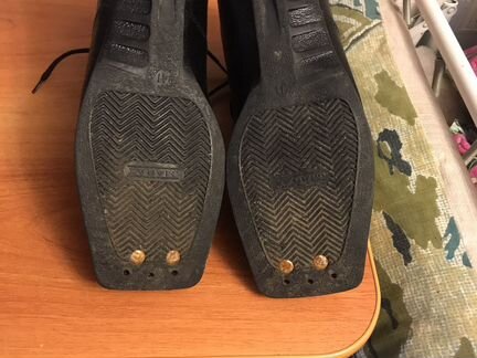 Ботинки лыжные