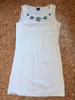 Прямое платье без рукавов Остин новое,красная юбка