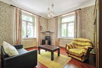 2-к квартира, 54 м², 1/5 эт.