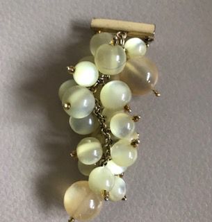 Платок и брошка США