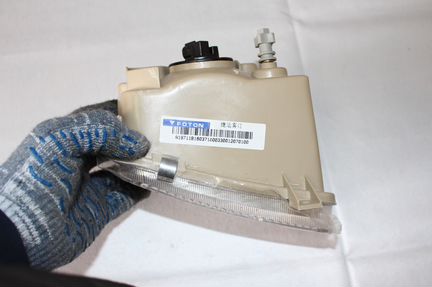 Фара противотуманная Фотон-1069 (левая, 24V)