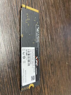 Adata xpg m2 SSD (256 gb)