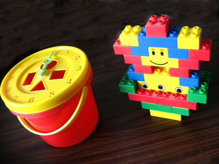 Конструктор в ведерке