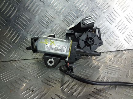 Мотор подачи ремня безопасности Мерседес 238 205