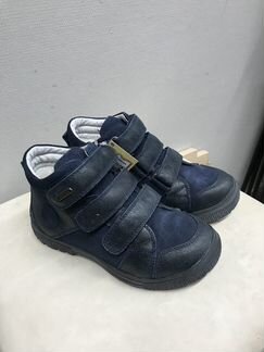 Детские новые ботинки abbika