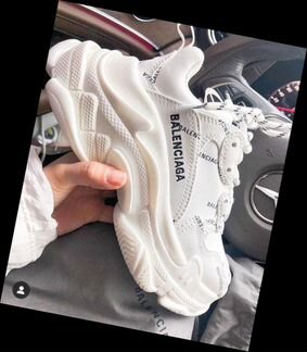 Кроссовки Balenciaga Triple S