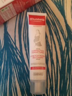 Крем от растяжек Mustela