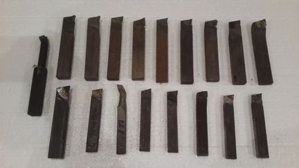 Резцы токарные