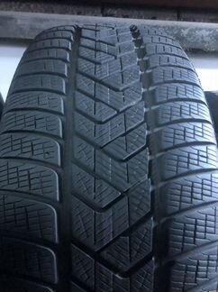 Зимние шины 255 55 20 Pirelli winter scorpion