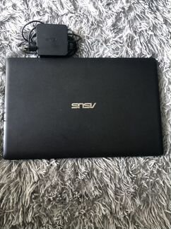 Ноутбук asus