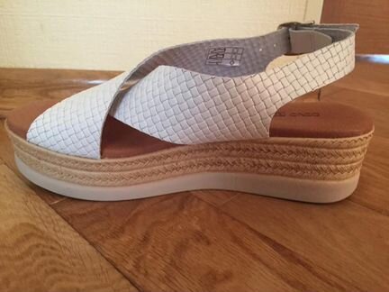 Сандалии размер 35