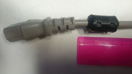 Феррит на кабель, помехоподавляющий