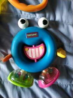 Игрушки для малышей