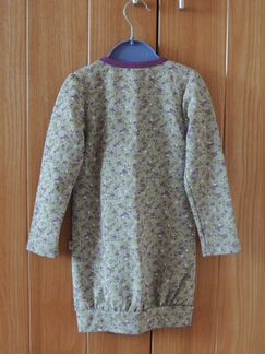 Новое трикотажное платье