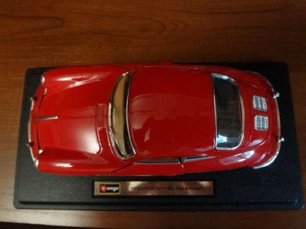 Модель от Бураго масштаб 1:24 Порш 356 купе 1961 г