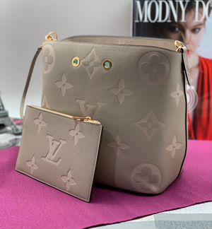 Сумка Louis Vuitton с кошельком
