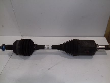 Привод, приводной вал правый Мерседес GLK