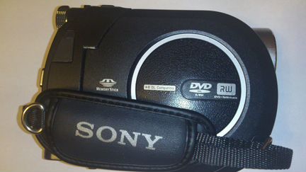 Видеокамера Sony DCR-DVD610