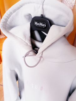 Худи Кул Блонд Артём Кривда