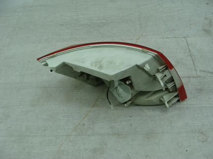 Фонарь задний правый наружный Skoda Octavia