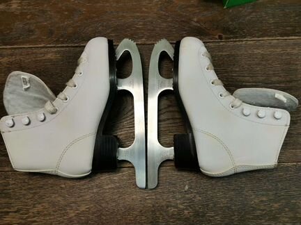 Коньки фигурные размер 29-30