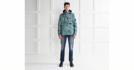 Stone island shadow