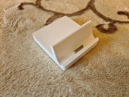 Док-станция Apple iPad Dock для iPad 1/2/3 белая