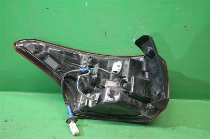 Фонарь правый Mitsubishi Outlander 3 рестайлинг